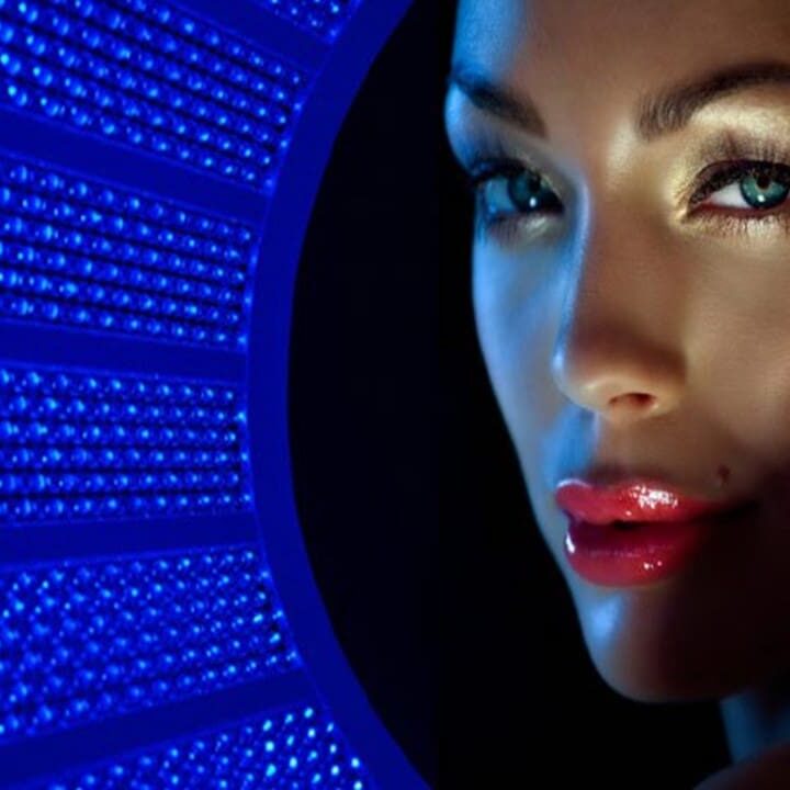 Blue-LED-light-and-girl Blue-LED-light-and-girl